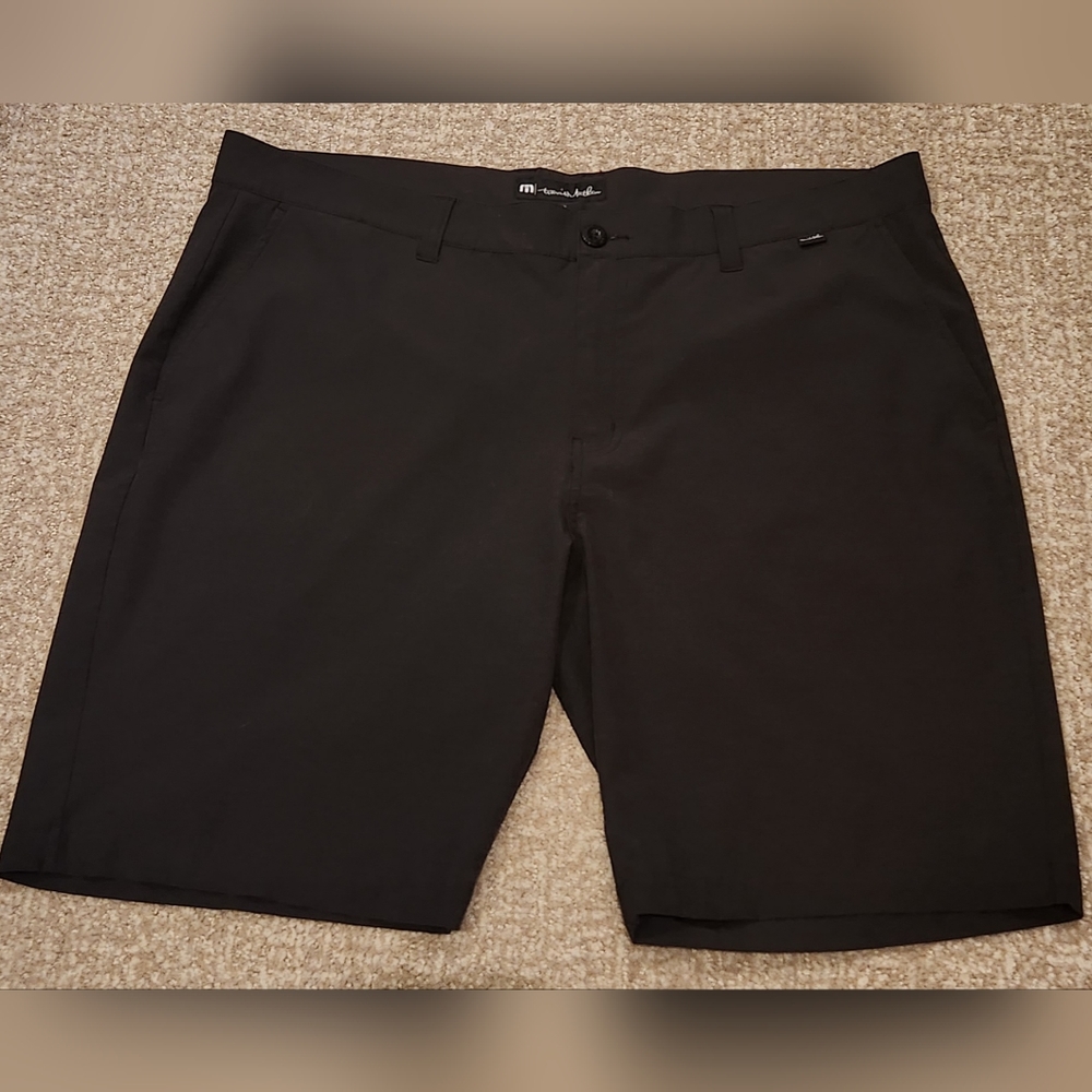 Travis Mathew shorts Size 40
